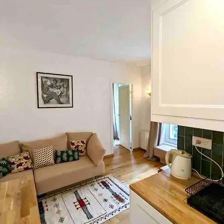 Joli Cosy * Paris